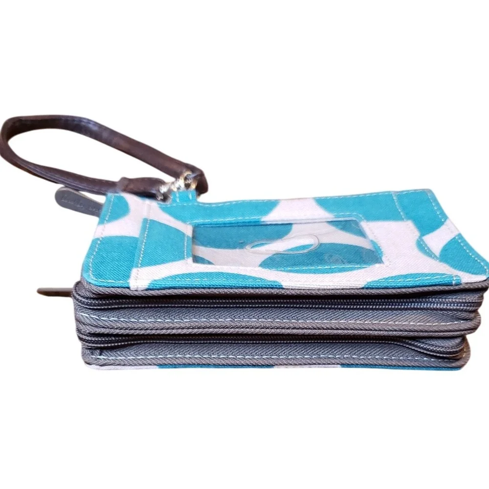 thirty-one charming wristlet